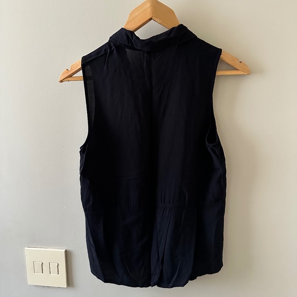Splendid Black Sleeveless Button Down Shirt - Picture 3 of 3